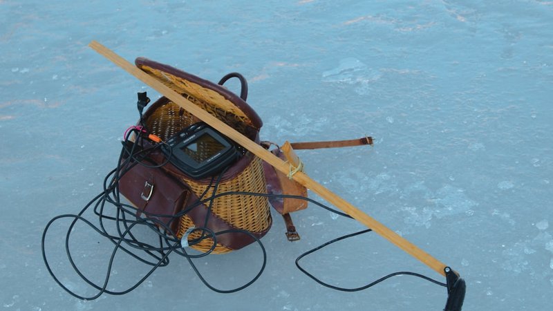 Gear to Survive Arctic Night Emergencies