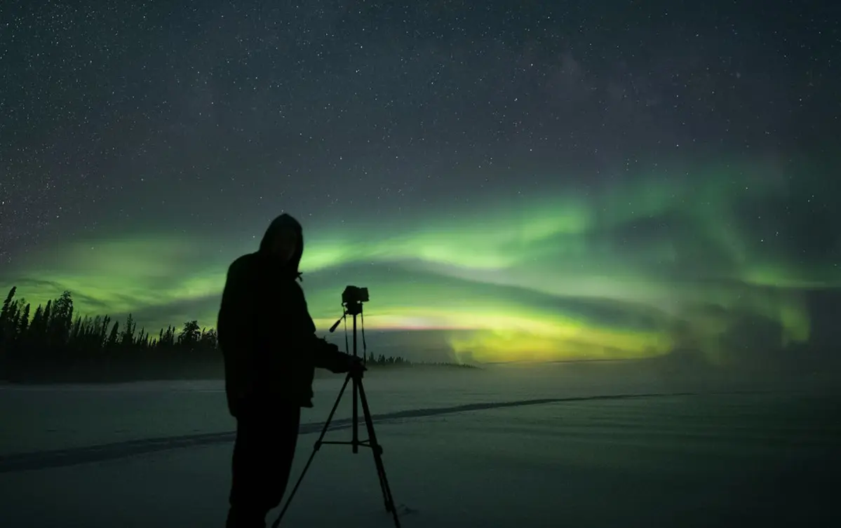 Best Gloves for Northern Lights Photography